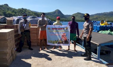Kapolsek-Omesuri-Bersama-Anggota-Bhabin-Laksanakan-Himbauan-Mudik