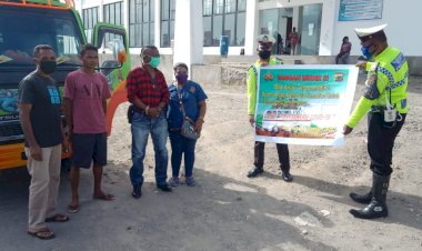 Sat-Lantas-Polres-Lembata-Himbau-Warga-Tidak-Mudik