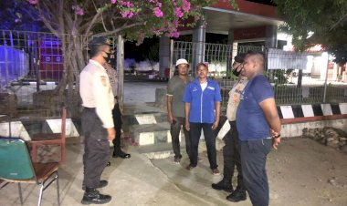 Menjelang-Hari-Bhayangkara-Ke-74,Bripka-Heriansyah-Bersama-Anggota-Rutin-Lakukan-Patroli-Guna-Meminimalisir-Tingkat-Kriminalitas.