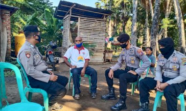 Era-New-Normal,-Kanit-Dalmas-Polres-Lembata-Lakukan-Patroli-Sambang
