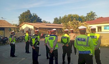 Pelayanan-Prima,-Giat-Rutin-Gatur-Pagi-Sat-Lantas-Polres-Lembata
