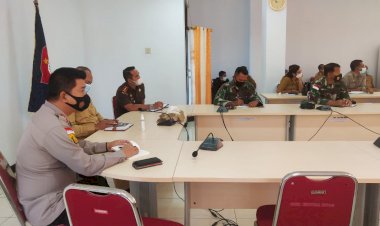 Kapolres-Lembata-menghadiri-Rapat--Koordinasi-Pimpinan-Daerah,-Melalui-Video-Teleconfrence-(Vicon)-Dalam-Rangka-Penegakan-Disiplin-Protokol-Kesehatan-dan-Penanganan-Covid-19