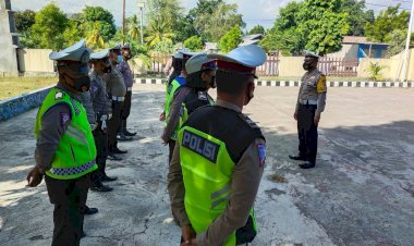 KASAT-LANTAS-POLRES-LEMBATA-SAMPAIKAN-HAL-INI-KEPADA-ANGGOTANYA