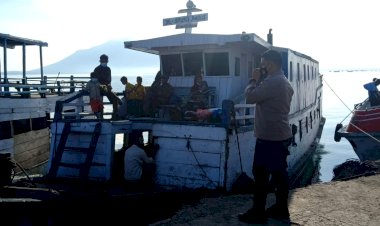 Bripka-kristo-pantau-betul-penerapan-prokes-di-pelabuhan-laut