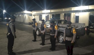 Tingkatkan-Keamanan-dalam-Kota,-Sat-Sabhara-Polres-Lembata-Gencar-Laksanakan-Paroli-Malam.