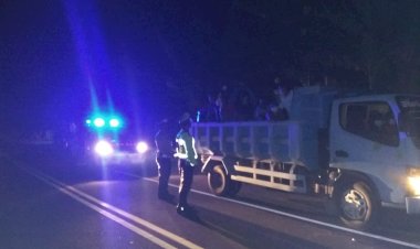 Jelang-HUT-Bhayangkara-Sat-Lantas-Polres-Lembata-Gencar-Berikan-Himbauan-KAMSELTIBCAR.