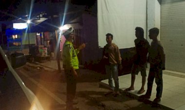 Satuan-Lalulintas-Polres-Lembata-Himbau-PPKM-dan-Protkes.