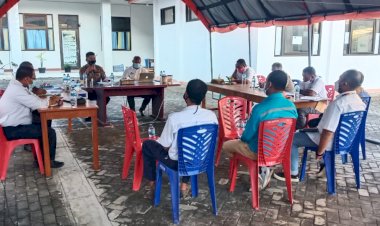 Kapolres-Lembata-Pimpin-Rapat-Konsolidasi-Terkait-PPKM-Mikro-Di-Kabupaten-Lembata.