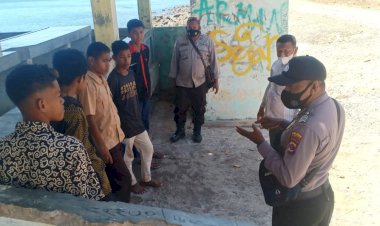 KRYD-Polsek-Buyasuri,-Kanit-Samapta-Berikan-Himbauan-Kepada-Siswa-SMA.