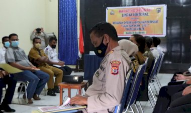 Jelang-Natal-Dan-Tahun-Baru-Polres-Lembata-Lakukan-Rapat-Koordinasi-Lintas-Sektoral-