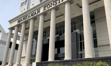 MK-Putuskan-Polisi-Berhentikan-Periksa-Identitas-Orang-Sesuai-Konstitusional