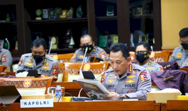 1-Tahun-Kapolri:-Setapak-Perubahan-Wujudkan-Pelayanan-Masyarakat-yang-Terbaik