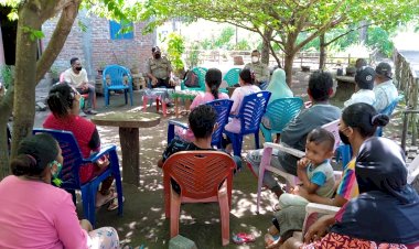 Sosialisasi-Harkamtibmas-Kanit-SPKT-Dan-Kanit-Binmas-Minta-Warga-Terus-Dukung-Percepatan-Vaksinasi-Dan-Jaga-Kamtibmas.