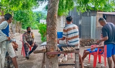 Ops-Aman-Nusa-II,-Tingkatkan-Disiplin-Protkes-Bhabinkamtibmas-Lakukan-Patroli-Dialogis.