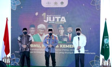 Tinjau-Pelaksanaan-1-Juta-Vaksinasi-Booster,-Kapolri-Bicara-Mudik-Sehat-dan-Nyaman