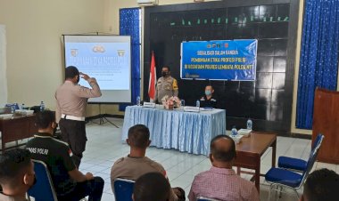 Jelang-HUT-Bhayangkara,-BidPropam-Polda-NTT-Berikan-Pembinaan-Etika-Profesi-Polri-Di-Polres-Lembata.