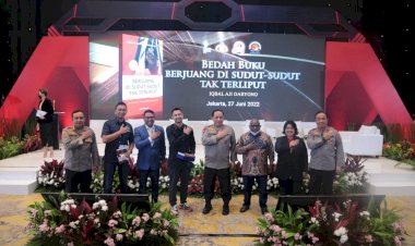 *Akpol-96-Luncurkan-Buku-'Berjuang-di-Sudut-sudut-Tak-Terliput'*