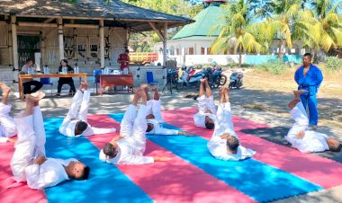 15-Personel-Polres-Lembata-Laksanakan-Ujian-Beladiri-Polri.