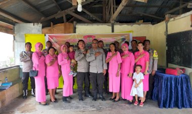 Berikan-sosialisasi-hukum-kepada-anggota-dan-keluarga-polri,-Aiptu-I-Putu-Sumantara-bersama-Aipda-Bambang-Sukoco-sentil-aturan-TPPO