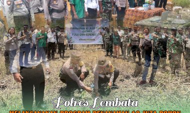 Tanam-210-Pohon-Hijaukan-Bumi-Lembata-Sebagai-bentuk-Sinergitas-bersama-Polres-Lembata
