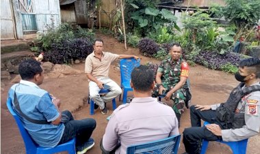 Interaksi-Bersama-Warga,-Sinergitas-TNI-Polri-Ingatkan-Pemilu-Damai.