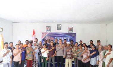 Dengarkan-Curhatan-Masyarakat,-Kapolres-Lembata-minta-masyarakat-tidak-usah-segan-segan-membangun-komunikasi-dengan-Polres-Lembata
