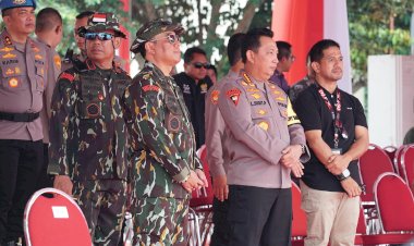 *Kapolri-Cek-Gladi-Bersih-Apel-Gelar-Pasukan-Pengamanan-Pengambilan-Sumpah-Presiden-dan-Wapres-RI*