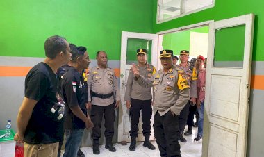Pamatwil-Polres-Lembata-dan-kapolres-Lembata-lakukan-pengecekan-kotak-suara-di-sejumlah-PPK