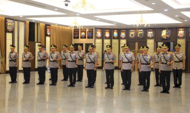 Kapolri-Pimpin-Sertijab-Sejumlah-Pejabat-Polri,-Kadivhumas-Polri:-