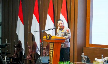 Kapolri-Apresiasi-Pelaksanaan-Operasi-Ketupat-2025-Berjalan-Lancar-dan-Aman