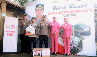 *KONDISI-RUMAH-RUSAK-PARAH,-KAPOLRES-BEDAH-RUMAH-PURNAWIRAWAN-POLRI*