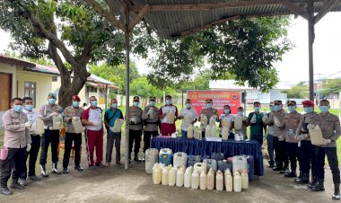 Polres-Lembata-Musnahkan-700,8-Liter-Miras-Hasil-KRYD