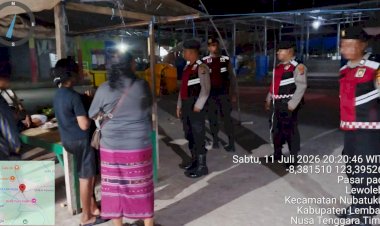 Patroli-Malam-Sat-Samapta-Polres-Lembata-Sisir-Lokasi-Rawan-Pencurian,-Berikan-Rasa-Aman-kepada-Masyarakat.