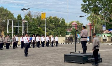 Kapolres-Lembata-Pimpin-Apel-Jam-Pimpinan,-Tekankan-Pentingnya-Menjaga-Kamtibmas-Tetap-Aman-dan-Kondusif.