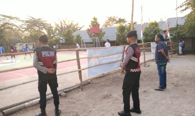 aga-Kamtibmas-Tetap-Kondusif,-Sat-Samapta-Polres-Lembata-Amankan-Turnamen-Futsal-Putri-SKO-Cup-III.