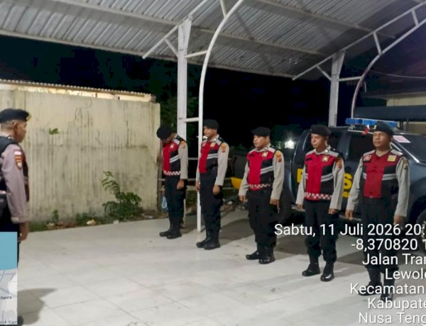 Kasat Samapta Polres Lembata Pimpin Patroli Malam di Kota Lewoleba, Wujud Nyata Hadirnya Polri Menjaga Keamanan Masyarakat.