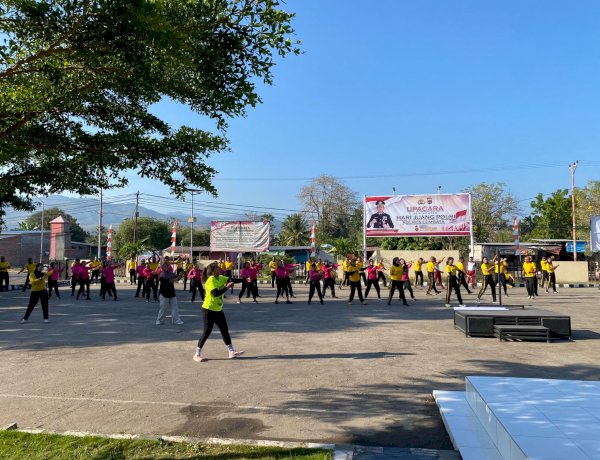 Jaga Kebugaran dan Kesehatan, Anggota Polres Lembata Rutin Laksanakan Senam Bersama.