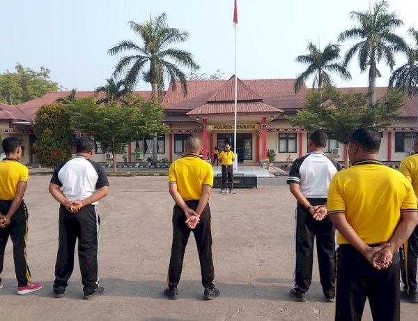 Jaga Kebugaran dan Tingkatkan Kekompakan, Personel Polres Lembata Laksanakan Apel Pagi dan Senam Bersama.