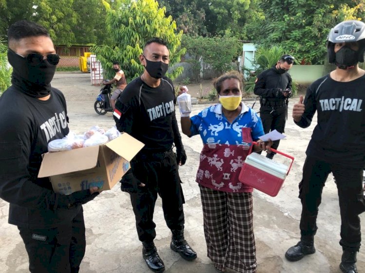DITENGAH BERGULIRNYA PANDEMI COVID-19,TEAM SEGUNI BERBAGI TAKJIL.