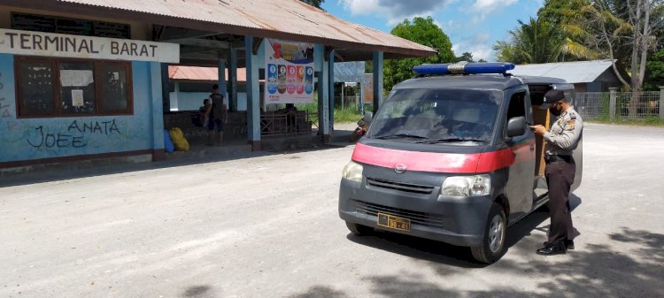 Sat Binmas Polres Lembata Berikan Himbauan Serta Pesan Pesan Kamtibmas Terkait Covid-19