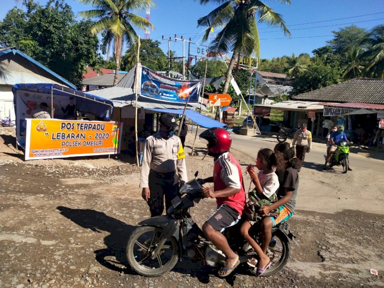 Himbau tidak mudik di Kecamatan Omesuri guna cegah Covid-19 Polsek Omesuri sosialisasi kepada masyarakat