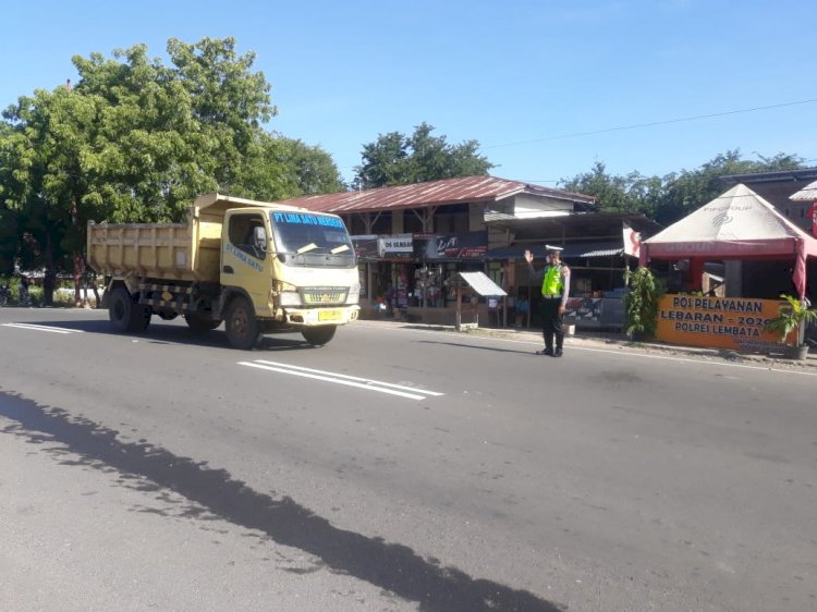 Di TENGAH PENDEMI COVID-19, SATLANTAS POLRES LEMBATA TETAP GATUR PAGI