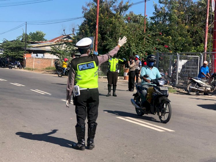 Kasat Sabhara IPTU Ola Angin Leonardus Pimpin Patroli KRYD