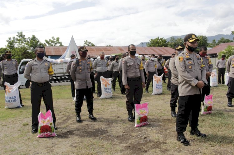 Kapolres Lembata Desak Para Bhabnkamtibmas Polres Lembata segera salurkan 10 Ton Beras Mabes Polri