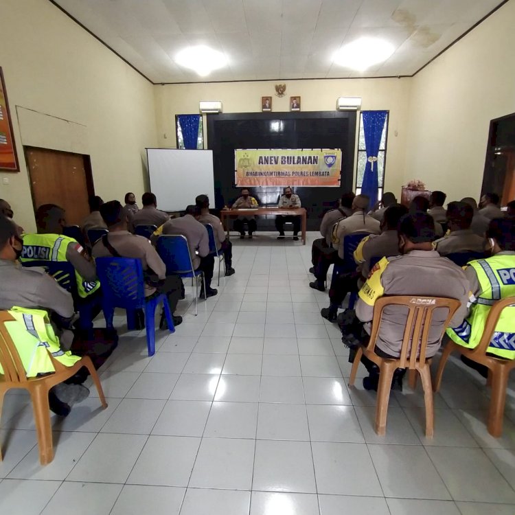 Giat Anev Bulanan, Kapolres Lembata Meminta Agar Seluruh Anggota Bhabinkamtibmas Polres Lembata Ikhlas Dalam Bertugas  