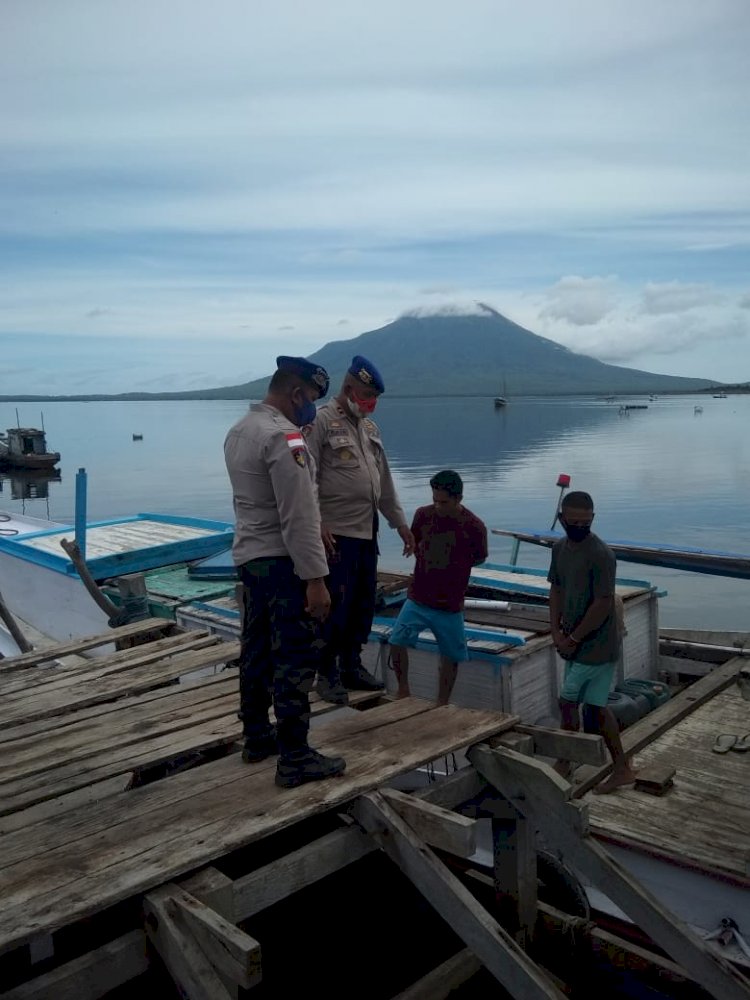 Polisi Perairan Resort Lembata (POLAIR)  Sambangi Para Nelayan