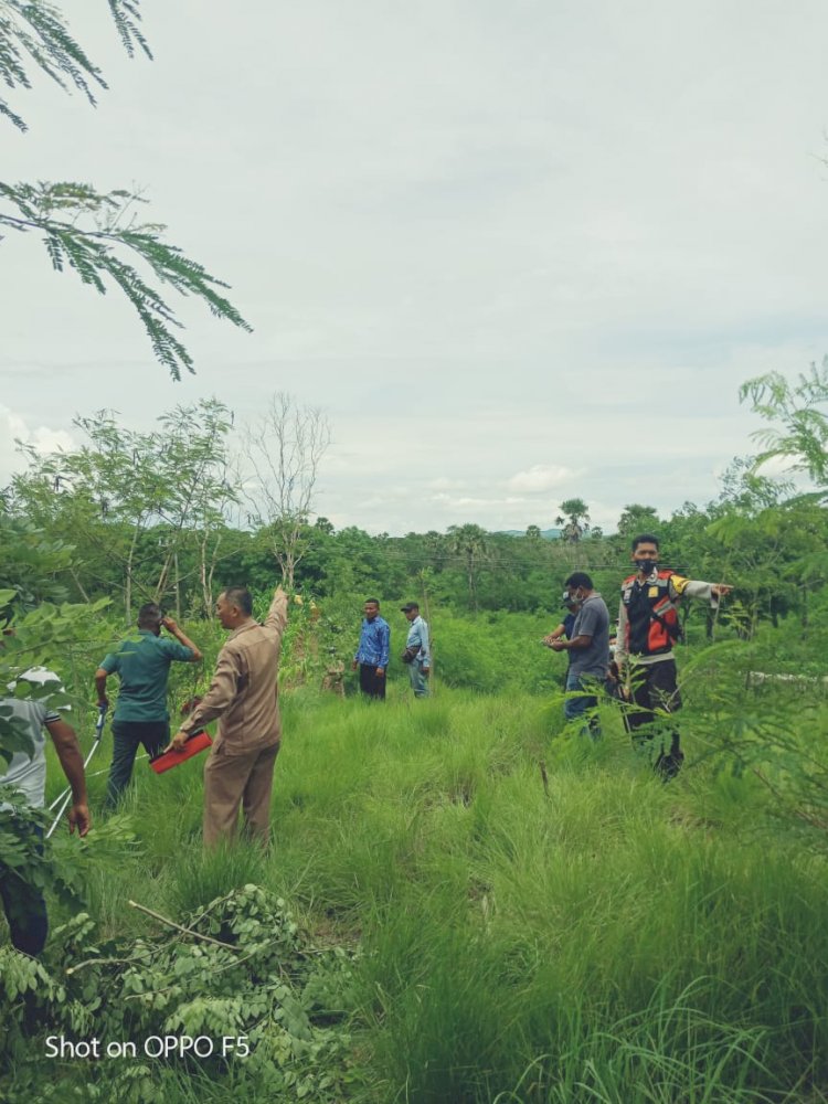 Kapolsubsektor Ile Ape dan Bhabinkamtibmas Ile Ape Himbau Warga Untuk Lebih Peduli dan Peka