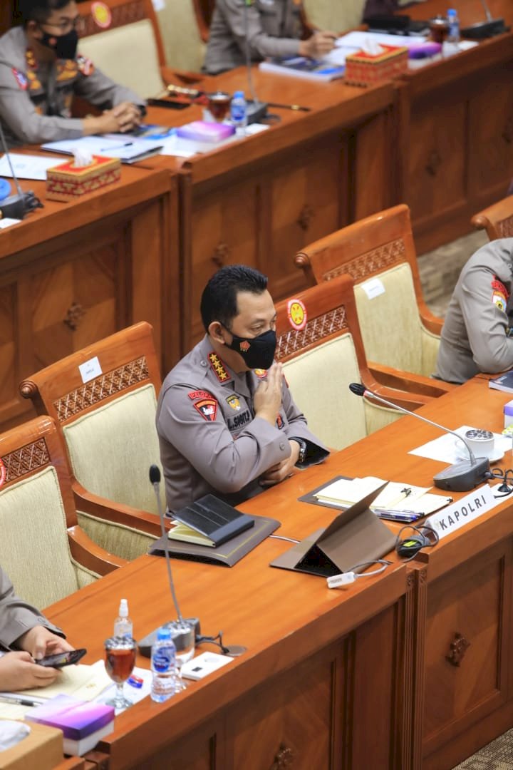 Kapolri Jenderal Listyo Sigit Prabowo melakukan rapat dengar pendapat (RDP) dengan Komisi III DPR