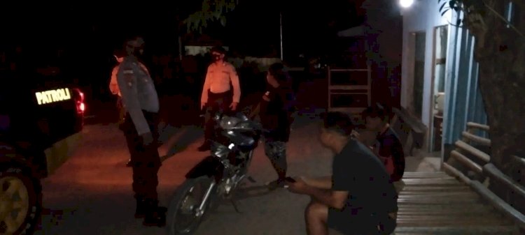 Upaya Berantas Penyakit Masyarakat Satuan Samapta Polres Lembata Terus Tingkatkan Patroli Rutin Di Kota Lewoleba.