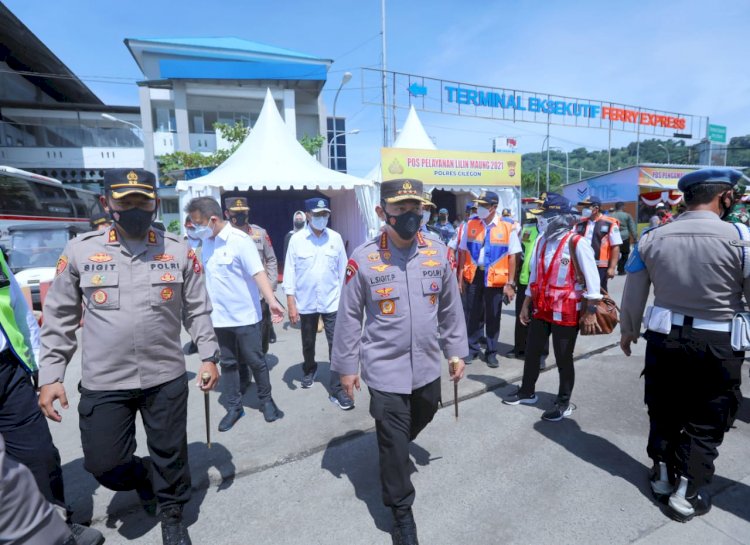 Tinjau Pelabuhan Merak, Kapolri Pastikan Prokes Agar Tak Ada Lonjakan Pasca-Nataru